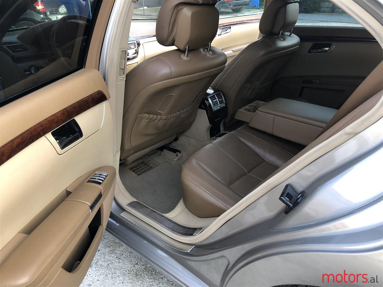 2006' Mercedes-Benz S 320 photo #6