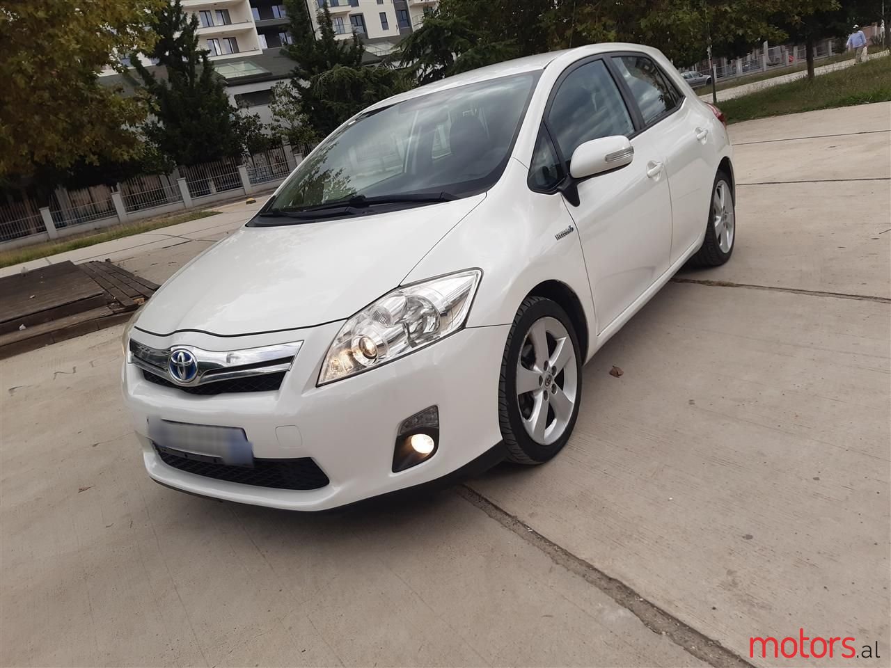 2010' Toyota Auris photo #1