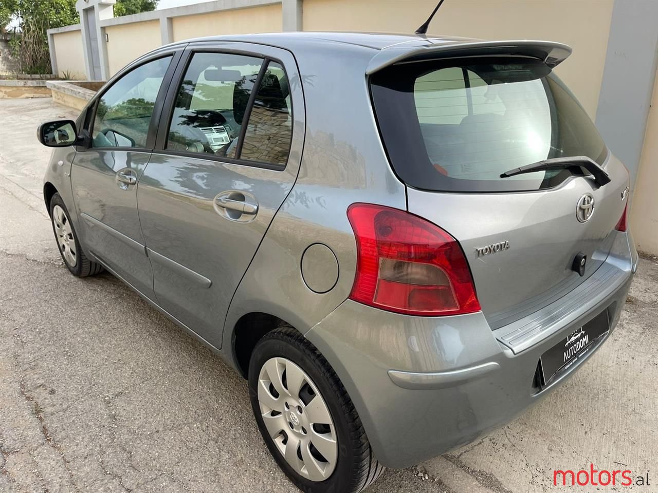 2007' Toyota Yaris photo #4