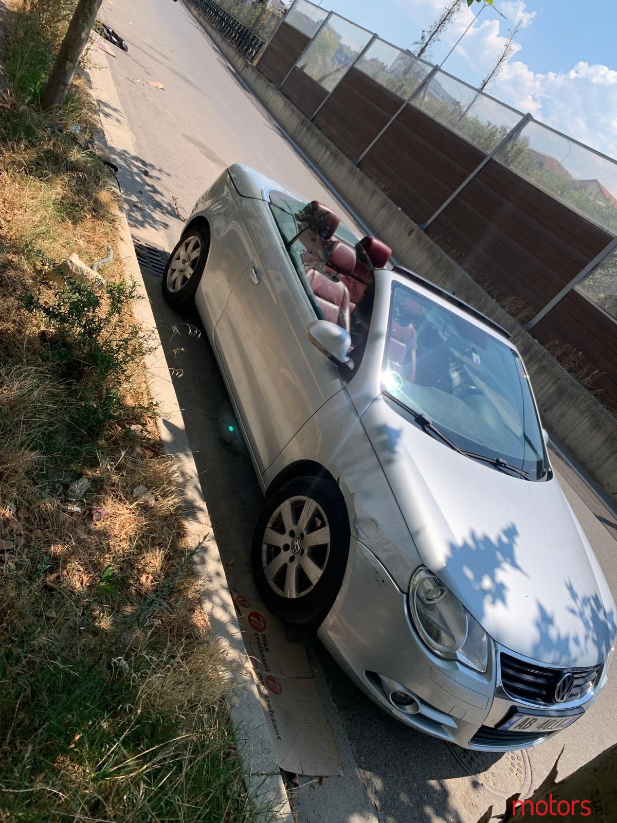 2006' Volkswagen Eos photo #3
