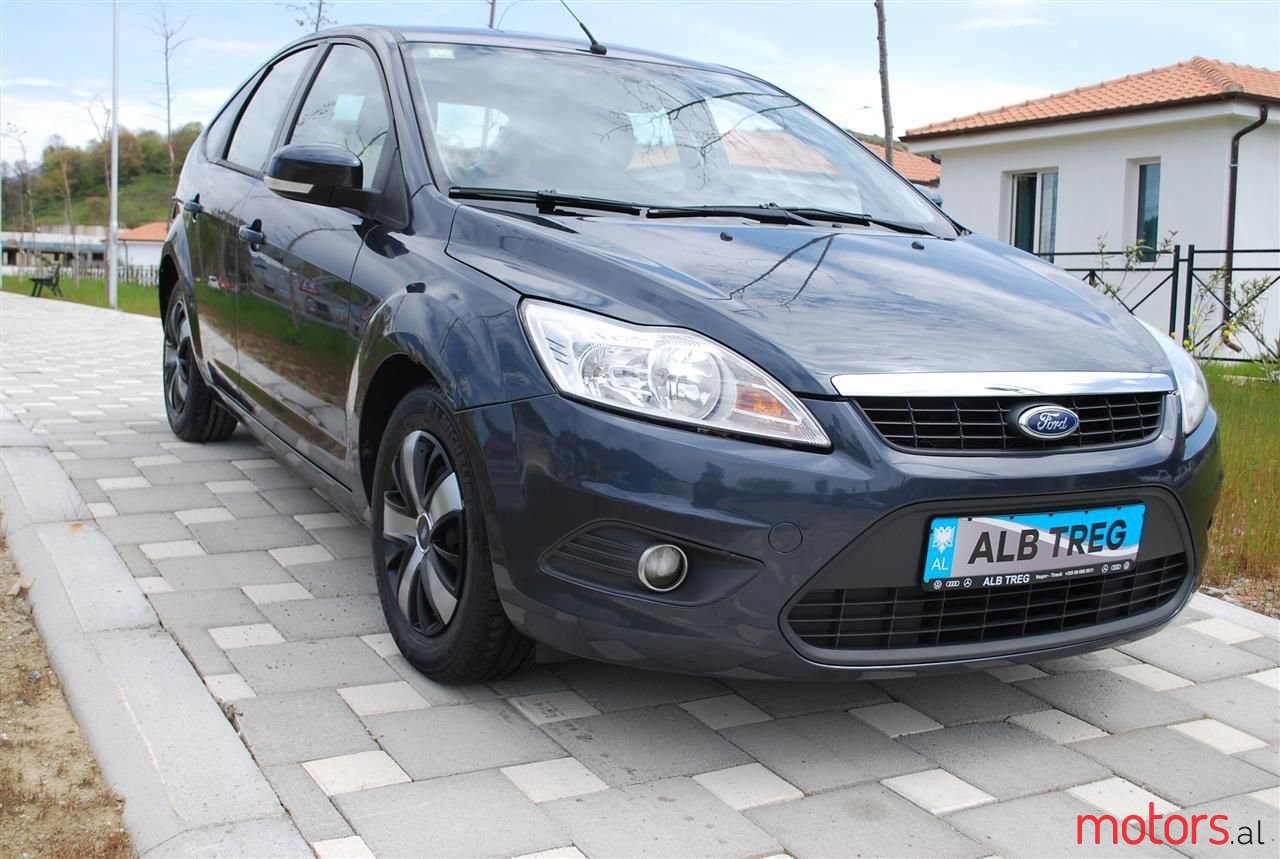 2010' Ford Focus photo #1