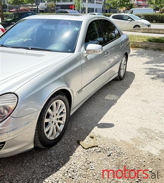 2007' Mercedes-Benz E 220 photo #2