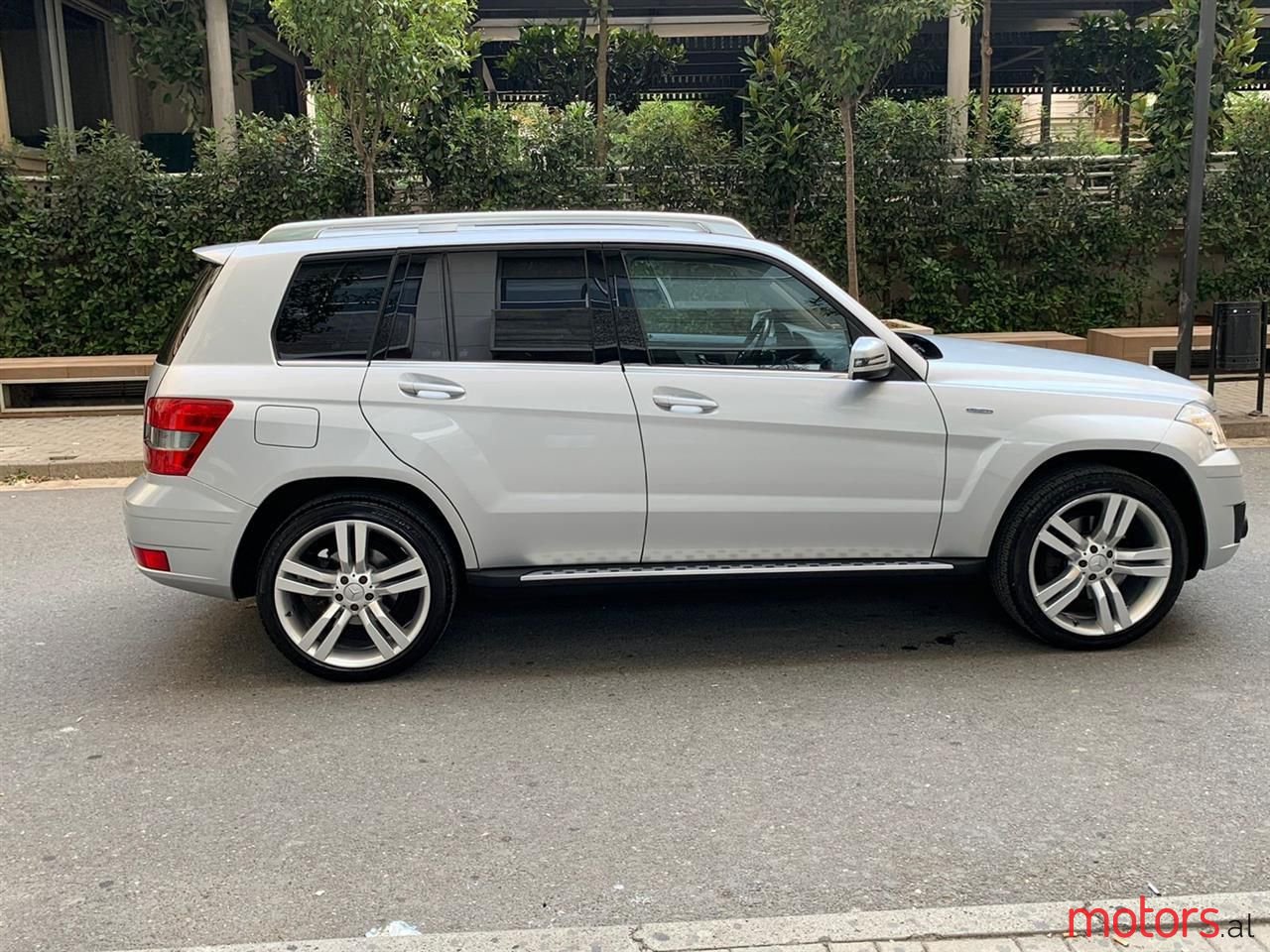 2010' Mercedes-Benz GLK 220 photo #5