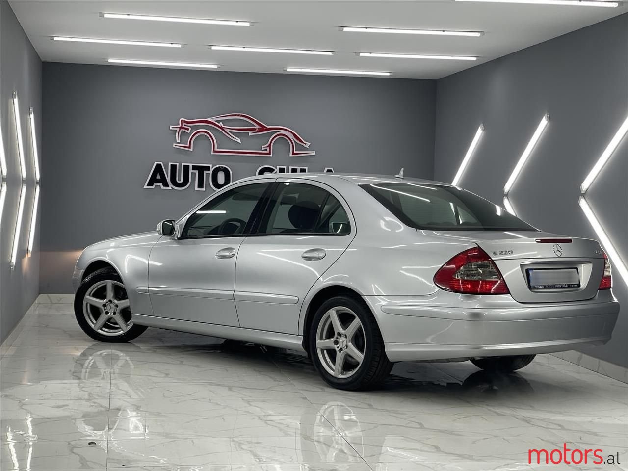 2007' Mercedes-Benz E 220 photo #2