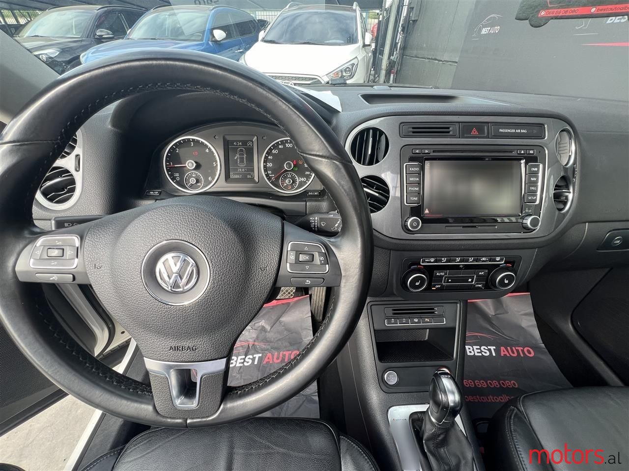 2012' Volkswagen Tiguan photo #4