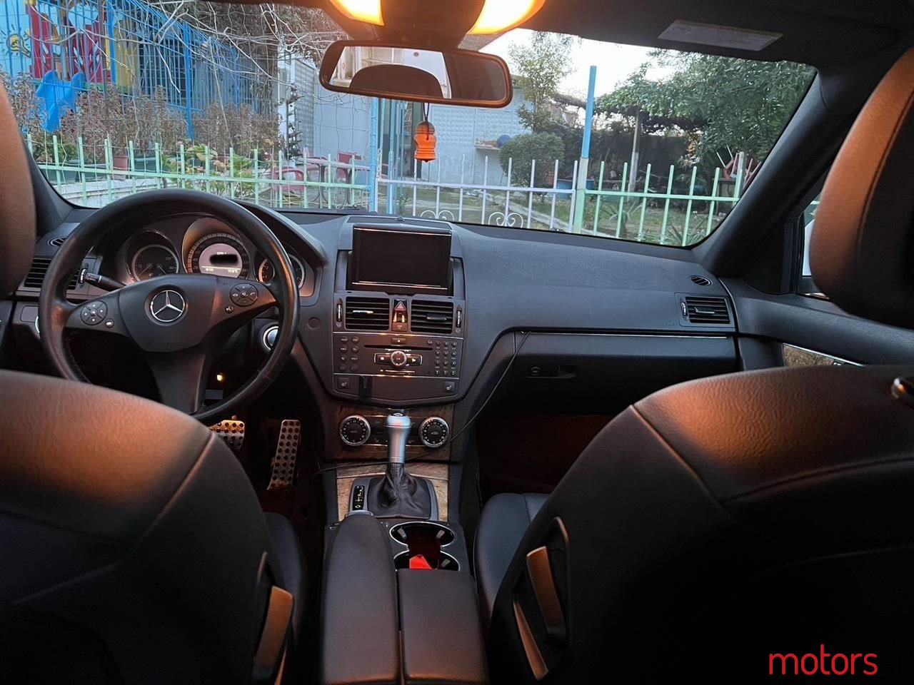 2010' Mercedes-Benz C 300 photo #6