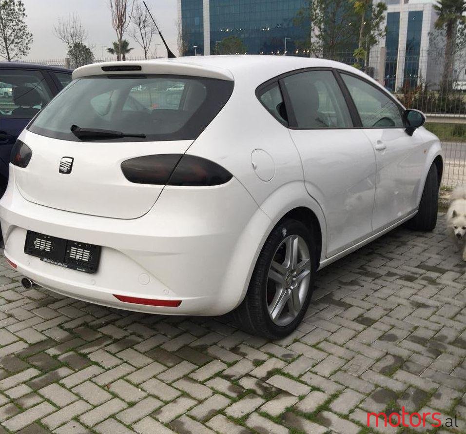 2011' SEAT Ibiza photo #1