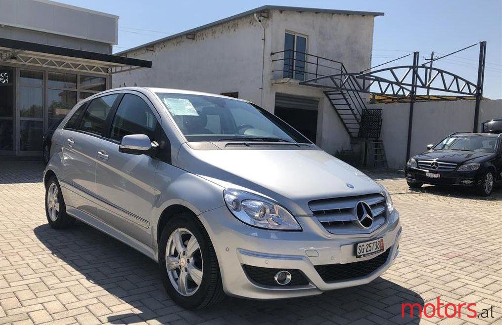 2010' Mercedes-Benz B 180 photo #1