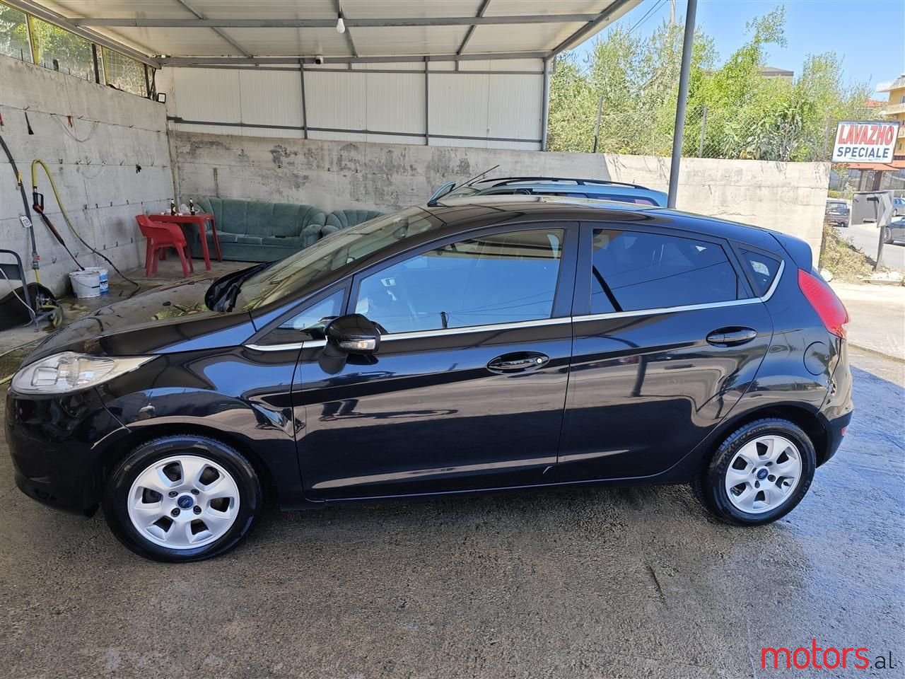 2012' Ford Fiesta photo #1