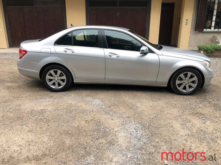 2009' Mercedes-Benz C-Class photo #1