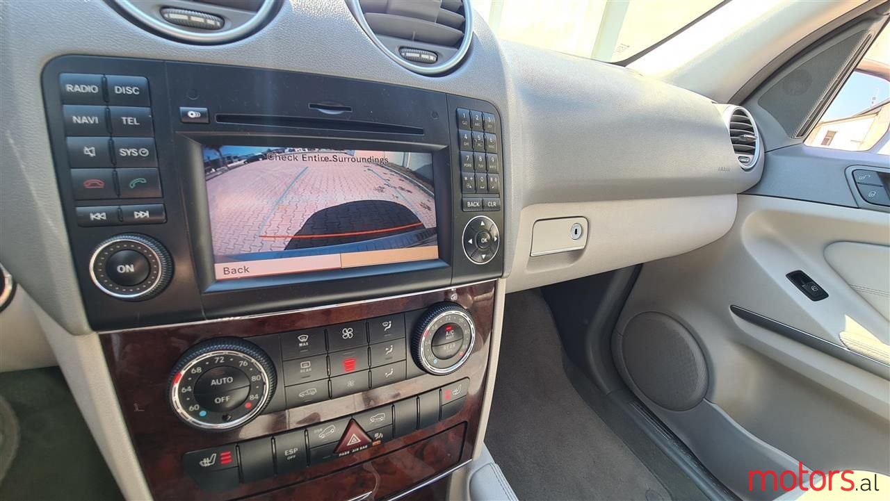 2010' Mercedes-Benz ML 350 photo #2