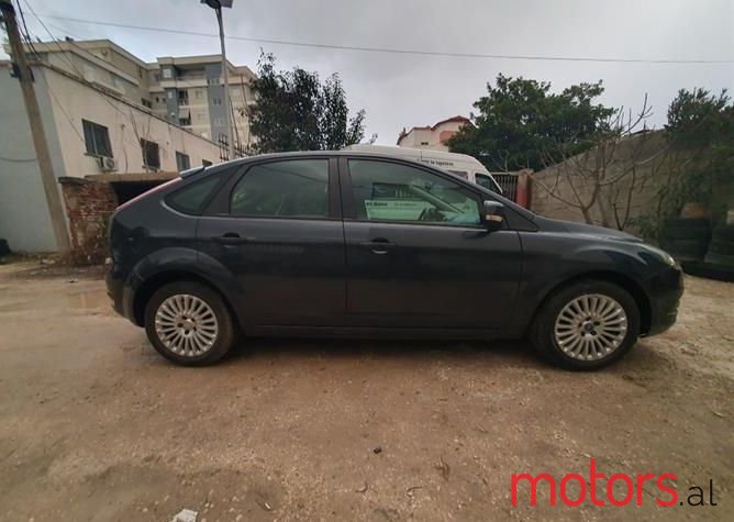 2009' Ford Focus photo #5