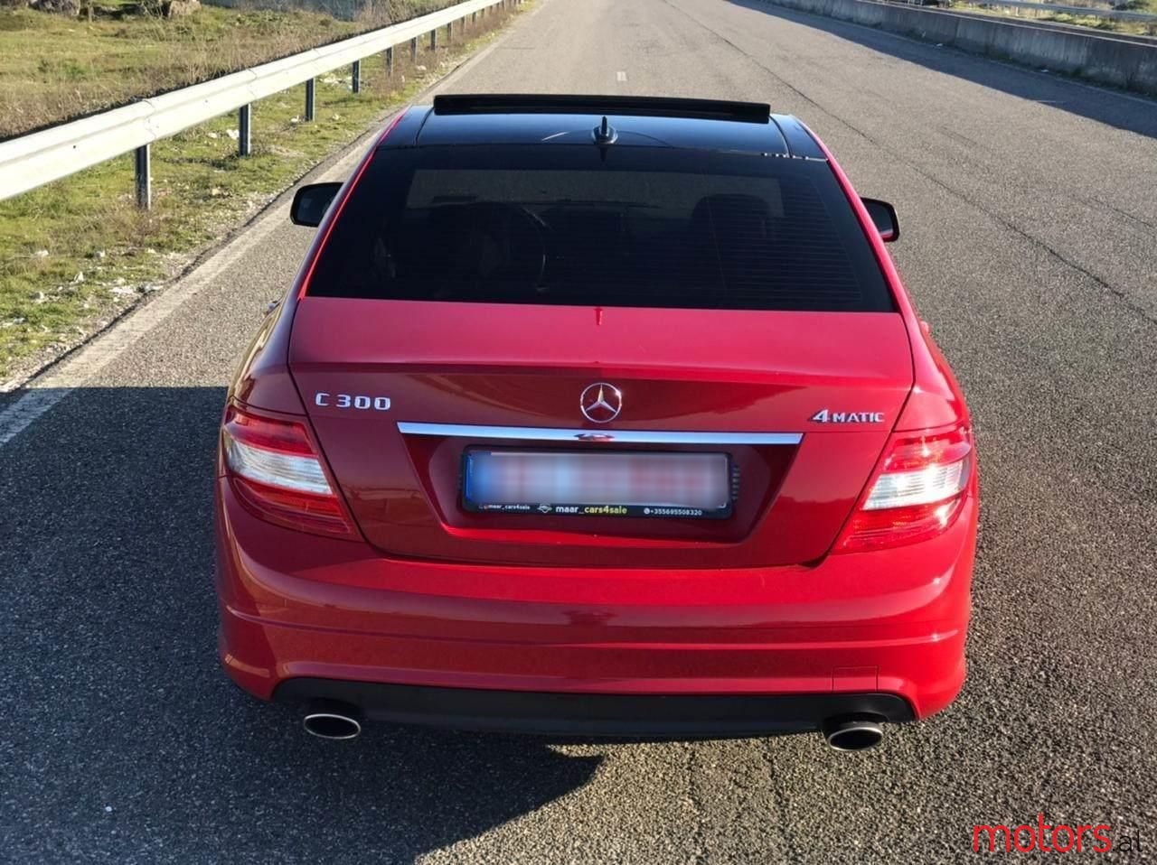 2009' Mercedes-Benz C 300 photo #2