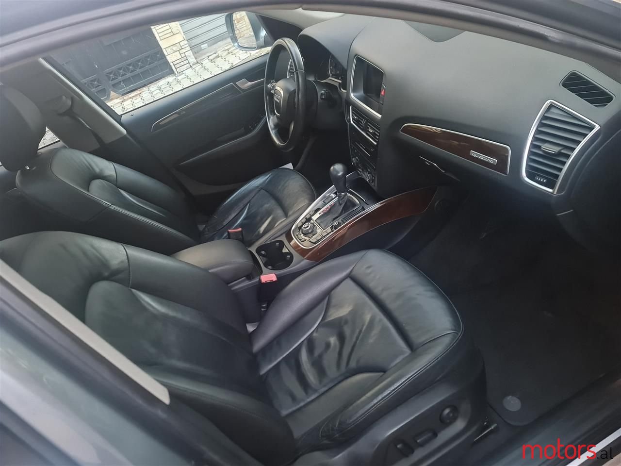 2011' Audi Q5 photo #4