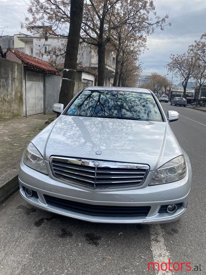 2009' Mercedes-Benz C 220 photo #2