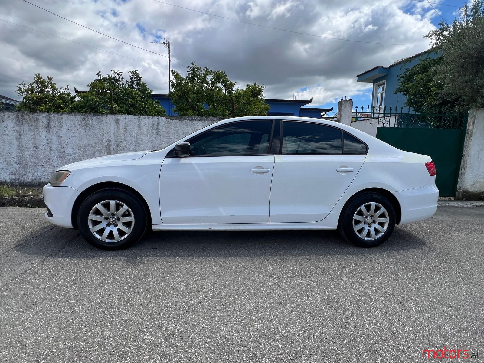 2013' Volkswagen Jetta photo #3