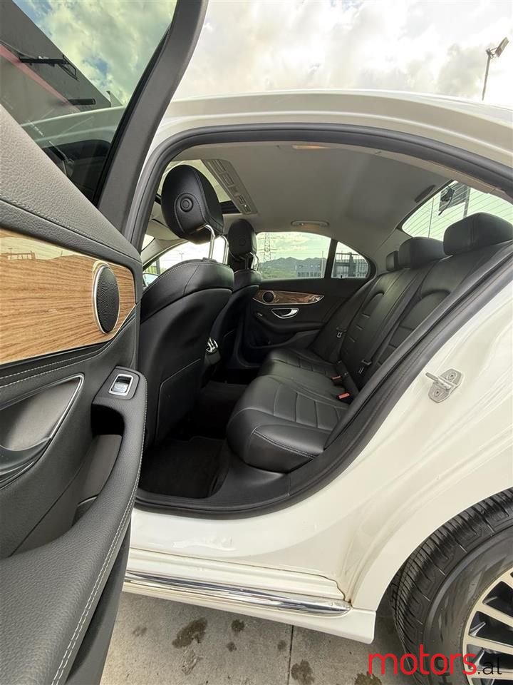 2015' Mercedes-Benz C 220 photo #3