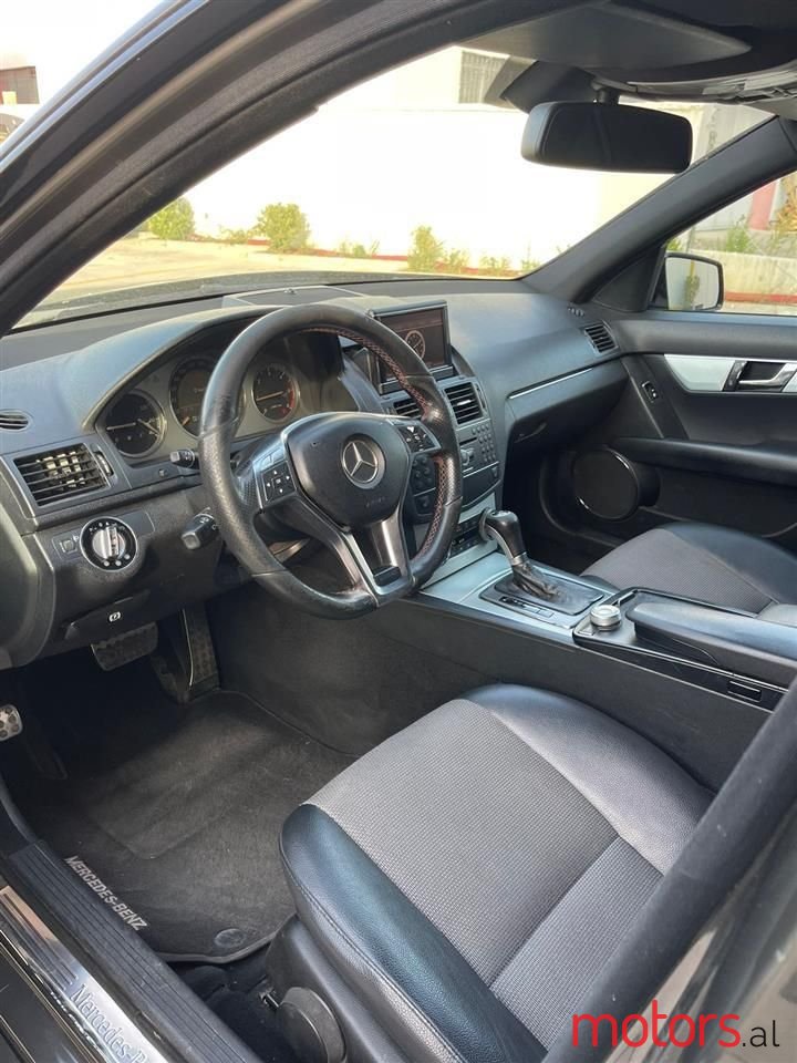 2007' Mercedes-Benz C 220 photo #2