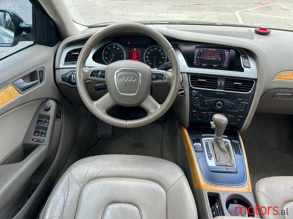 2010' Audi A4 photo #6