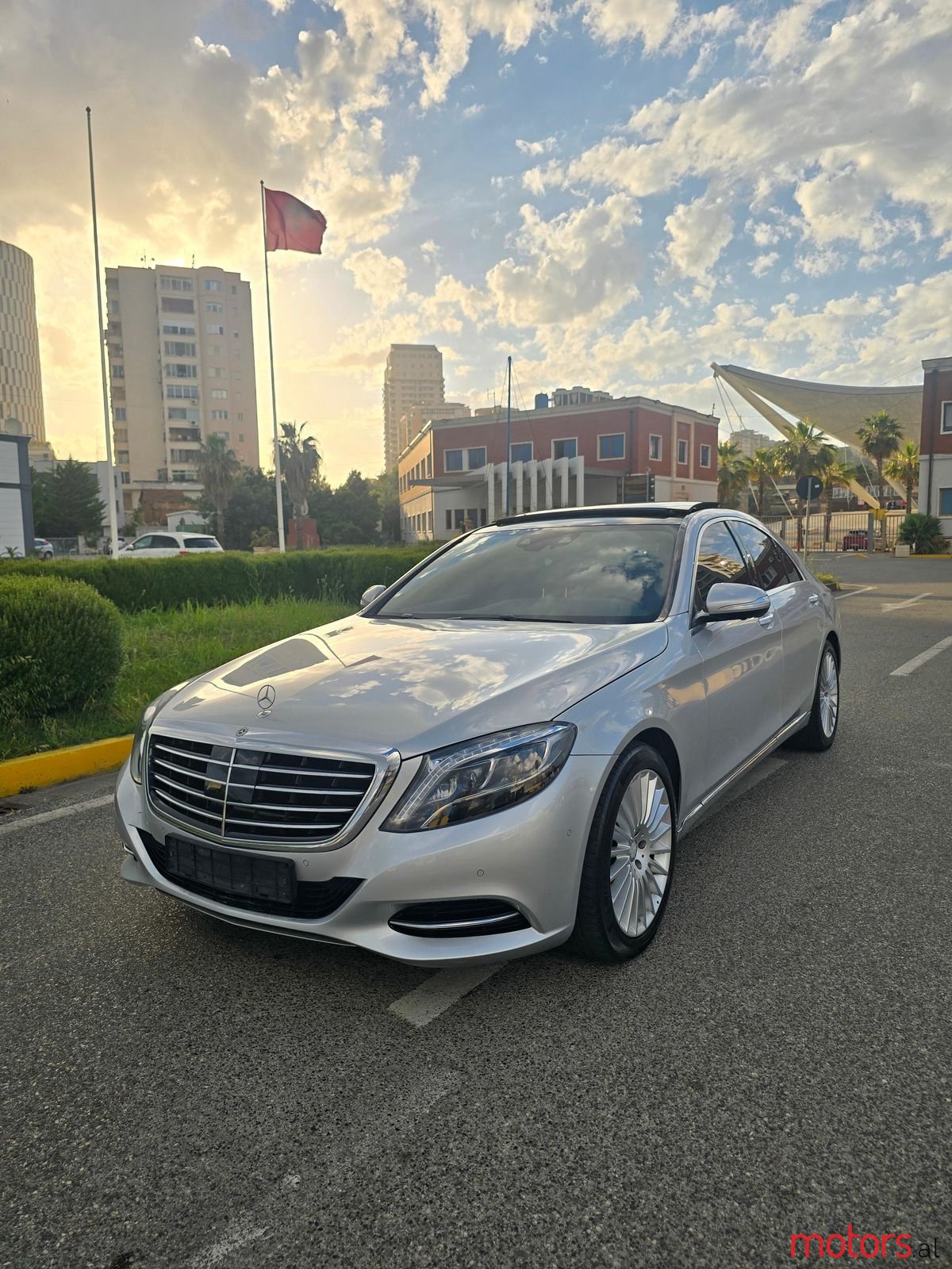 2015' Mercedes-Benz S 350 photo #3