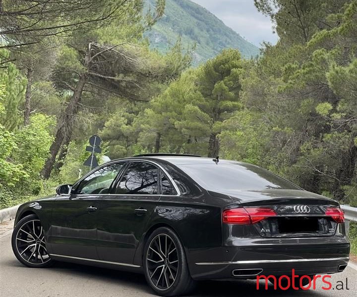 2014' Audi A8 photo #4