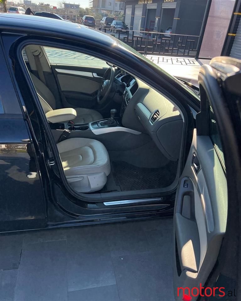 2010' Audi A4 photo #5