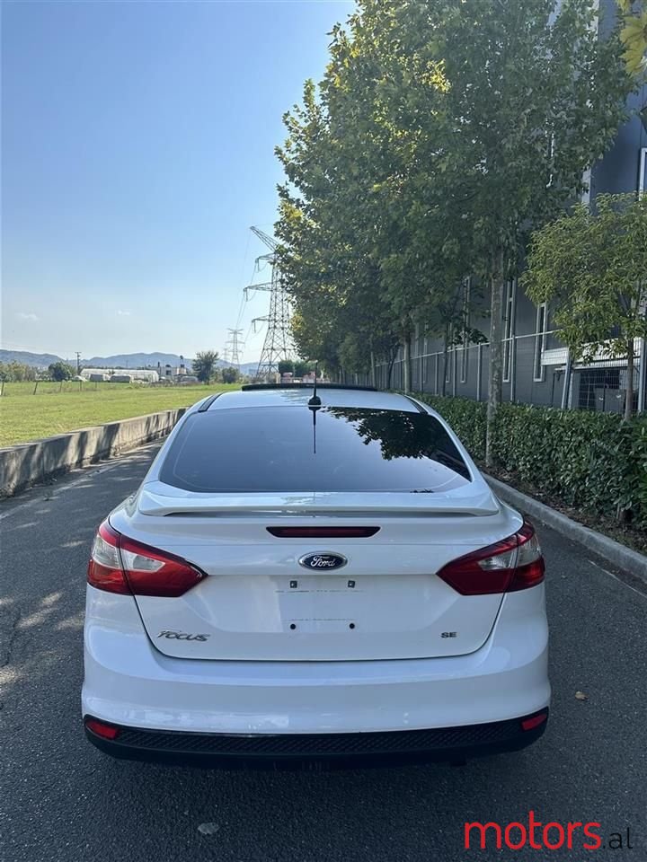 2013' Ford Focus photo #5