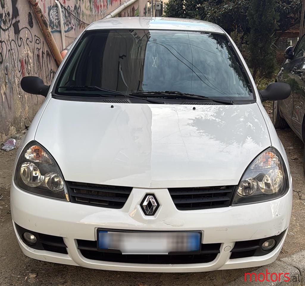 2009' Renault Clio photo #1