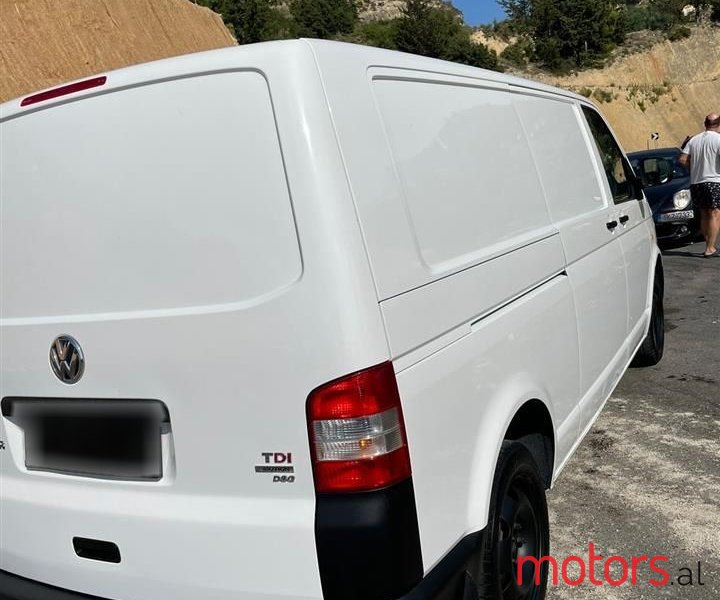 2015' Volkswagen T5 Transporter photo #4