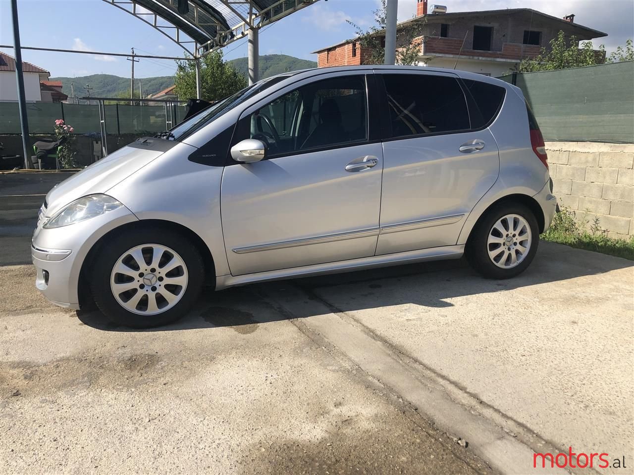 2006' Mercedes-Benz A 180 photo #2