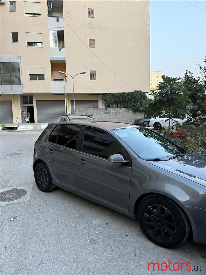 2006' Volkswagen Golf photo #4