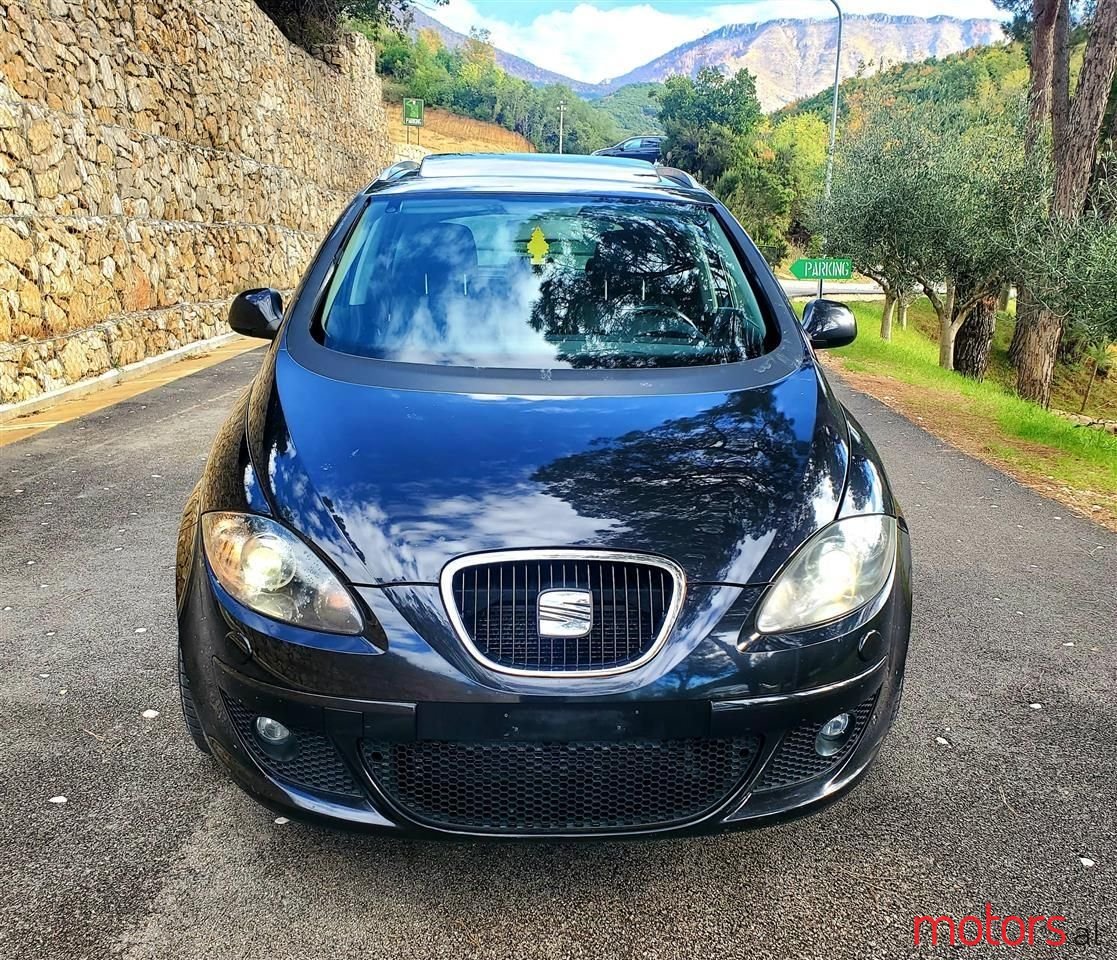 2008' SEAT Altea photo #2