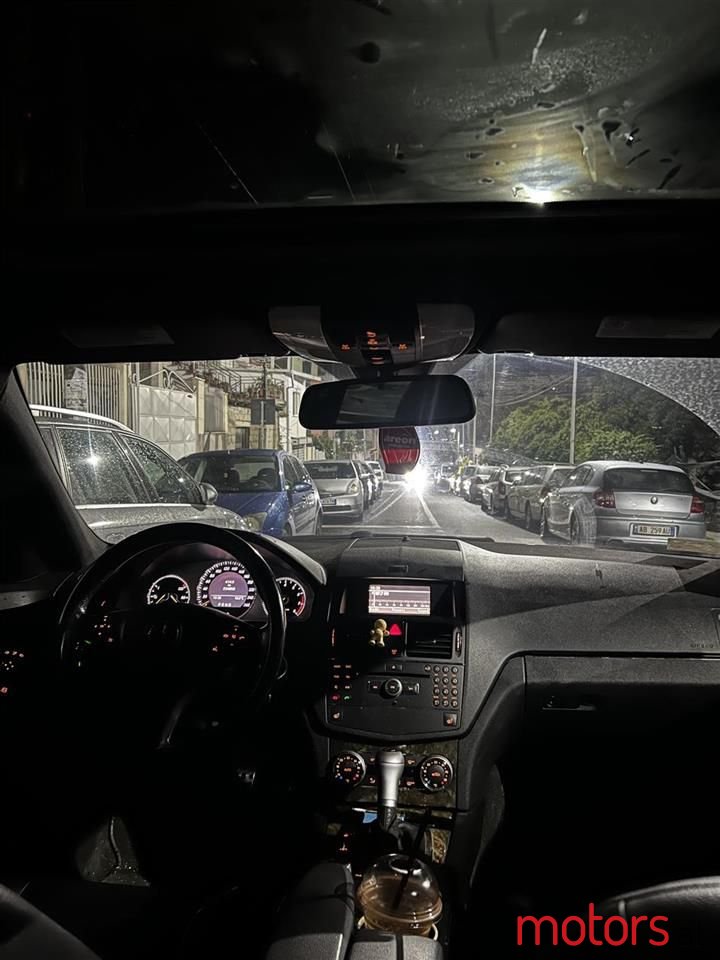 2008' Mercedes-Benz C 300 photo #5