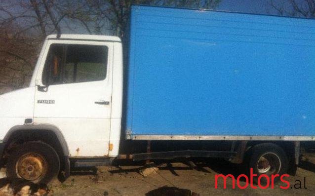 1994' Mercedes-Benz Furgon photo #2