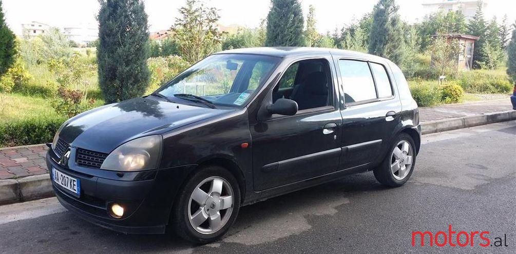 2002' Renault Clio photo #1