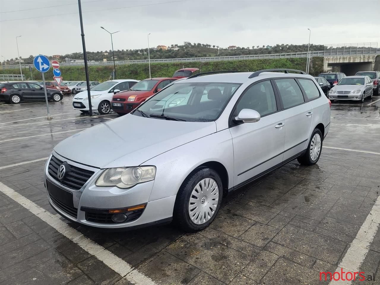 2007' Volkswagen Passat photo #2