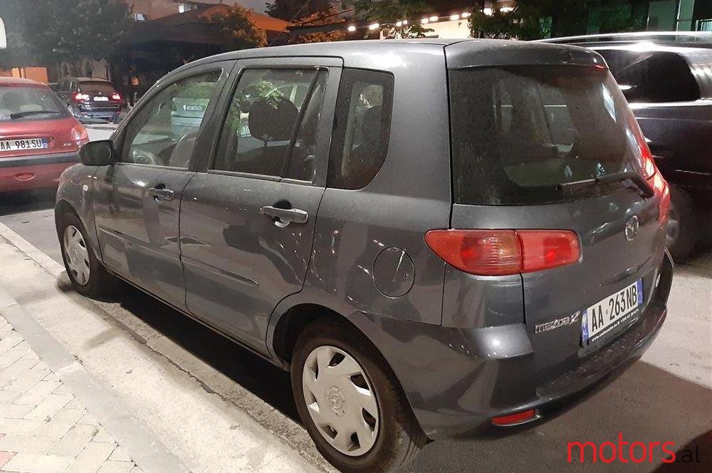 2004' Mazda 2 photo #1