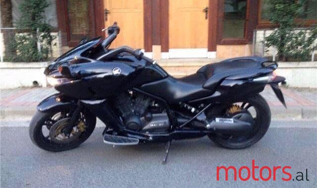 2008' Honda XL 700V photo #1