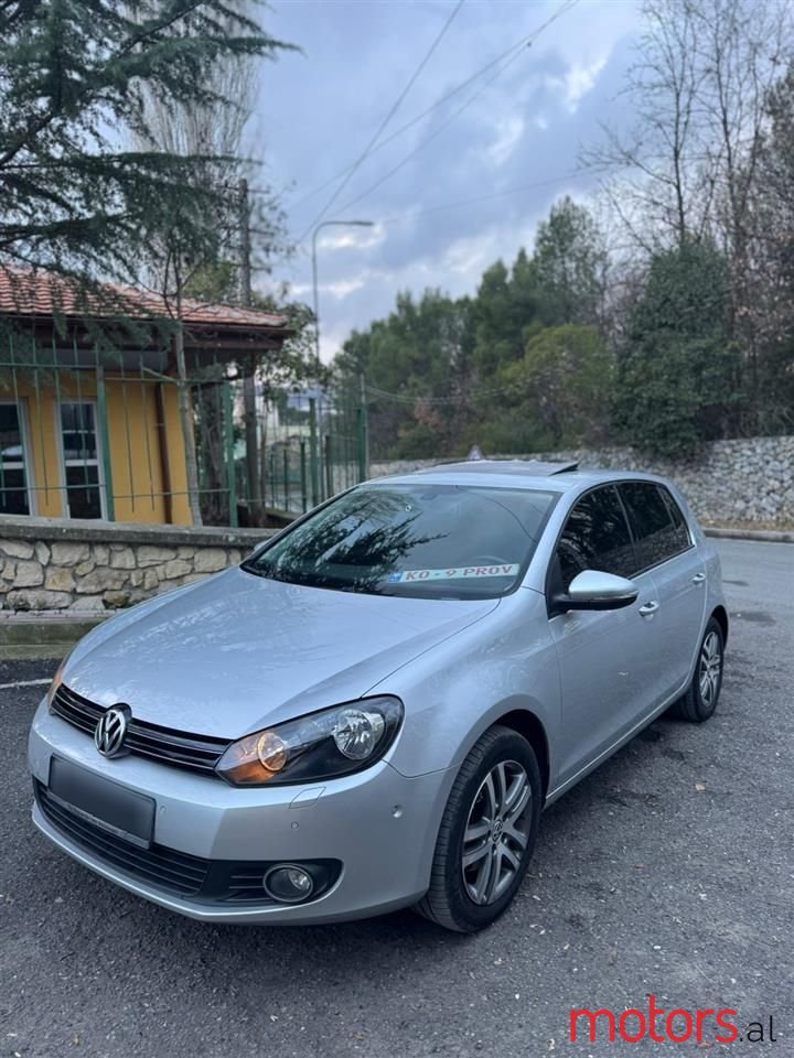 2012' Volkswagen Golf photo #1