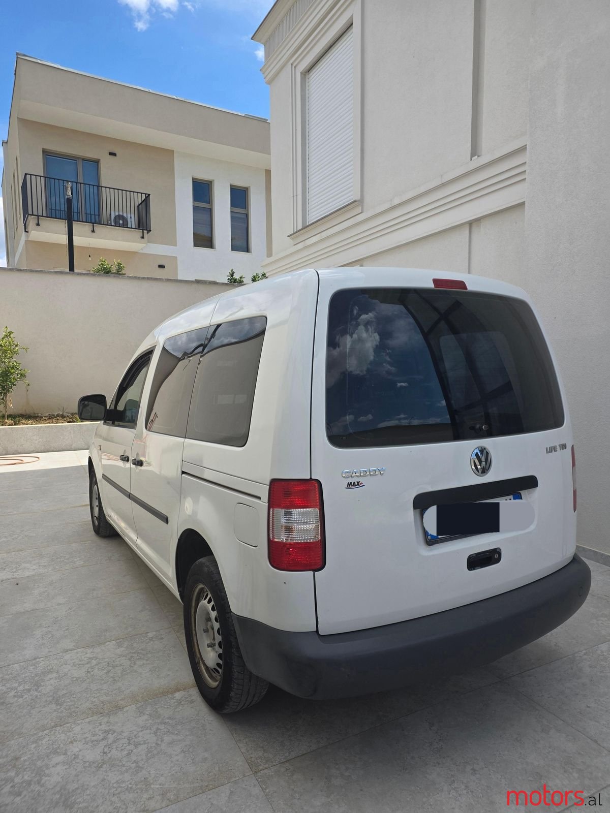 2008' Volkswagen Caddy photo #1