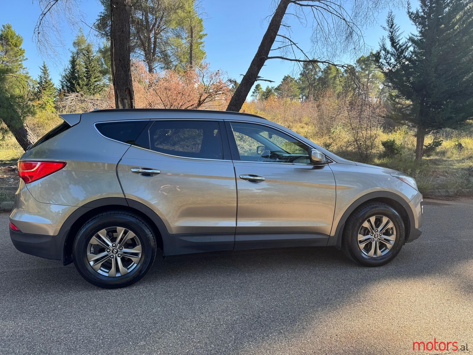 2014' Hyundai Santa Fe photo #4