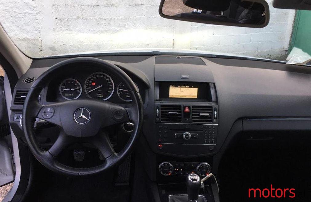 2008' Mercedes-Benz C 220 photo #1