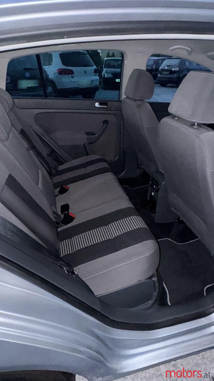 2008' Volkswagen Golf Plus photo #2