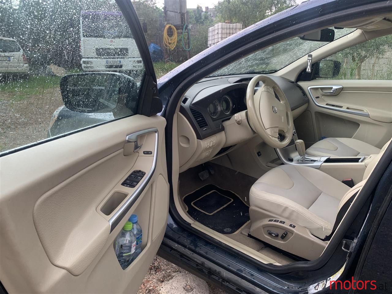 2010' Volvo Xc 60 photo #3