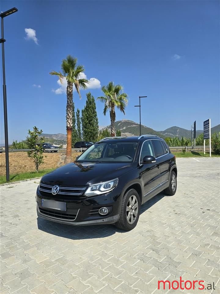 2013' Volkswagen Tiguan photo #1