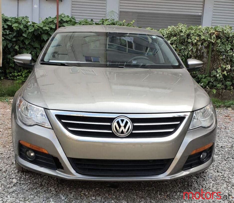 2010' Volkswagen CC photo #1