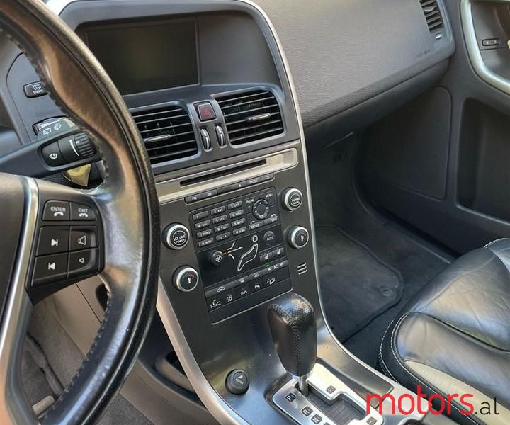 2010' Volvo Xc 60 photo #4