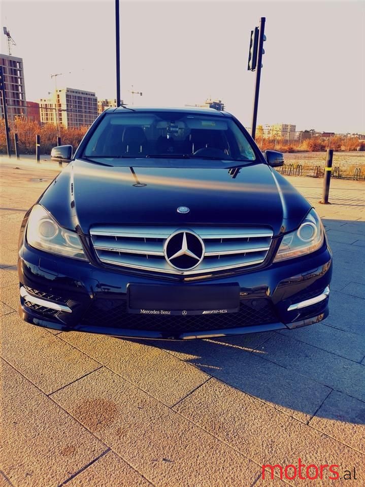 2012' Mercedes-Benz C 220 photo #4