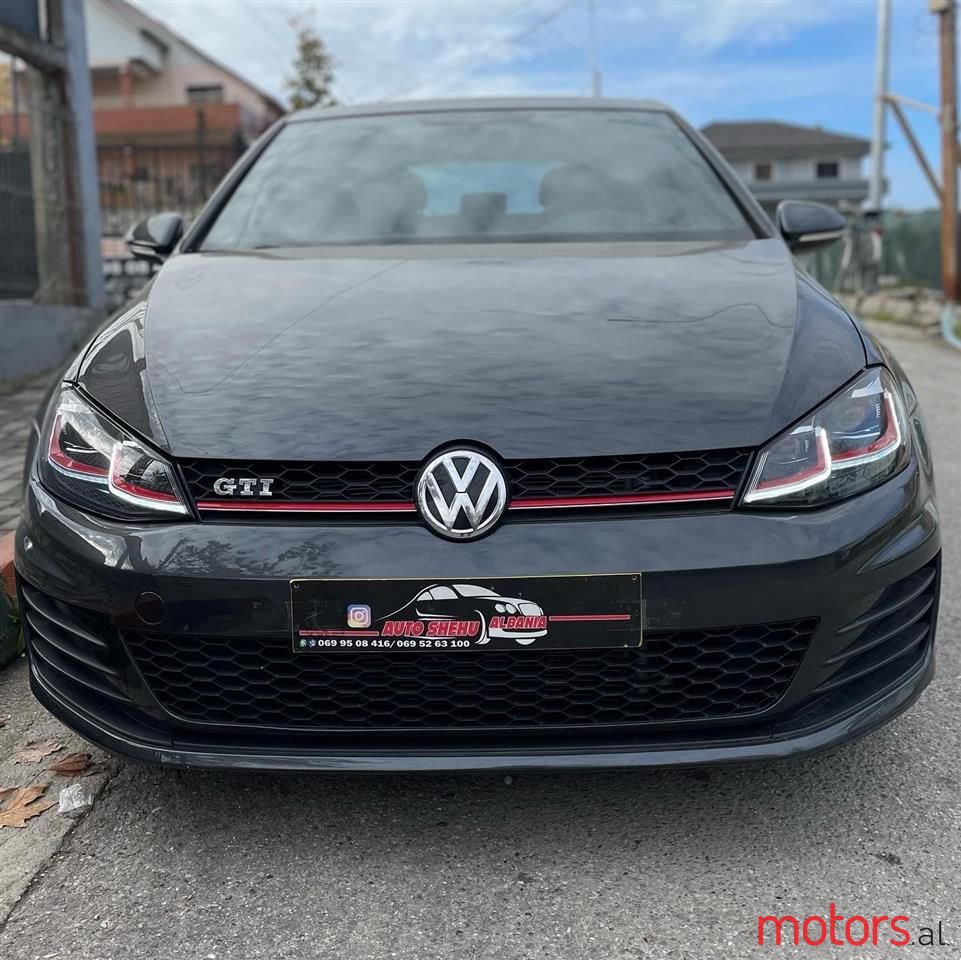 2016' Volkswagen Golf photo #5