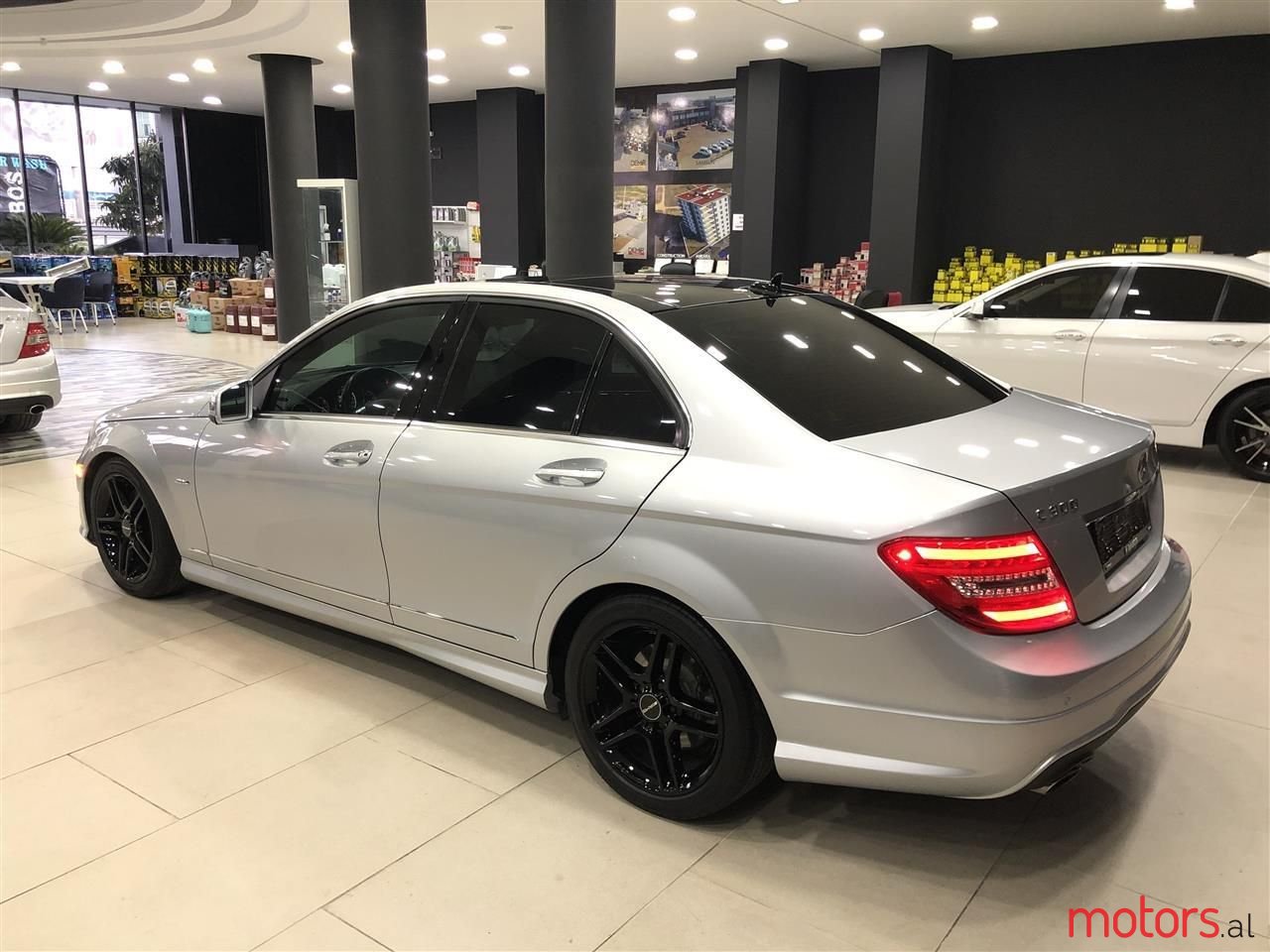 2012' Mercedes-Benz C 300 photo #4